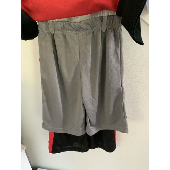 Marvel Spider-Man Boys' 4 Piece Shorts Set Outfit NWT Size 7 - Picture 3 of 7